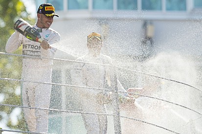 Hamilton megtarthatja az első helyet, nincs további intézkedés - hivatalos