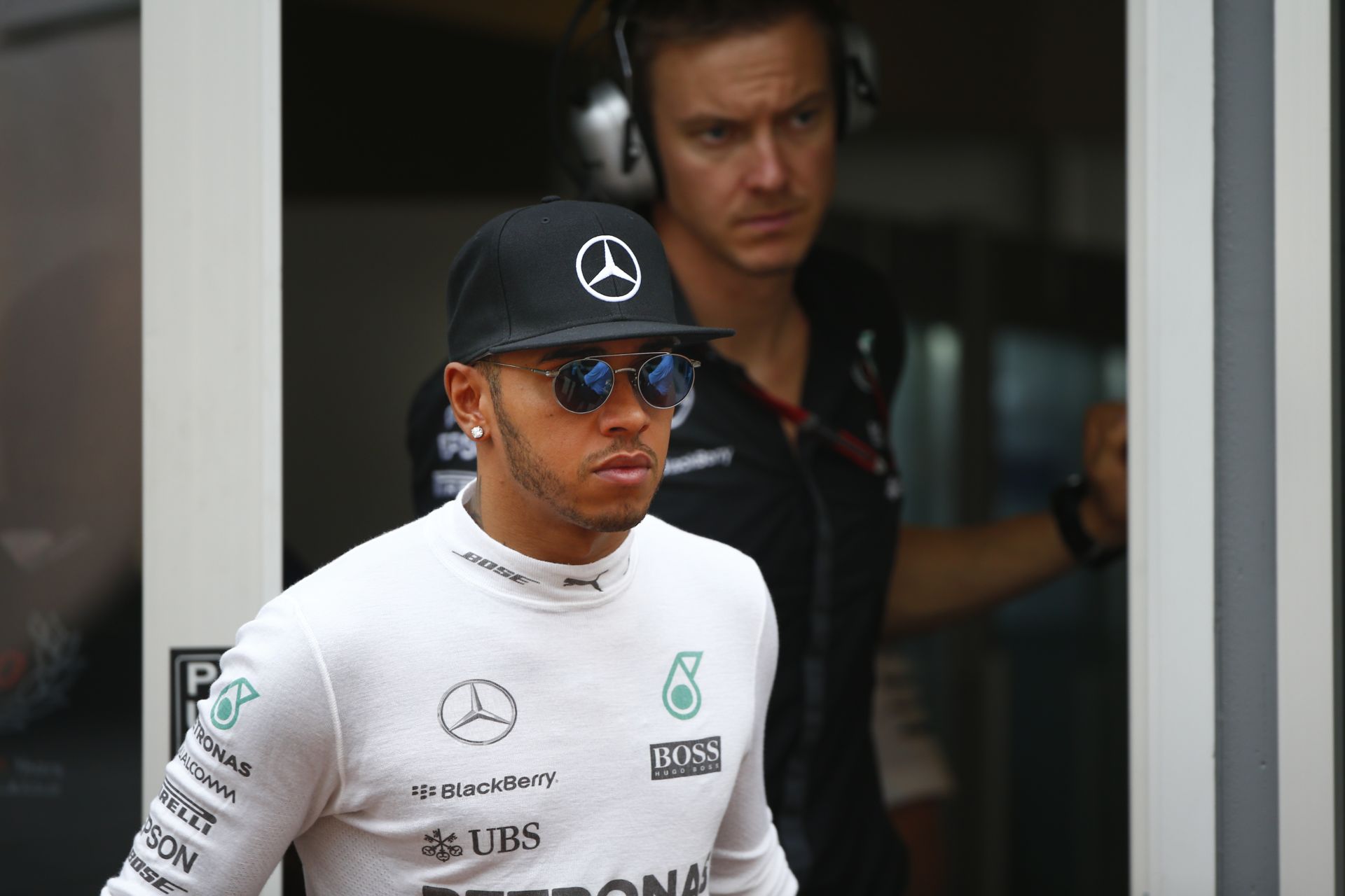 Lewis Hamilton: Minden top versenyző – Vettel és Schumacher is – nagyszerű autóval dominált!