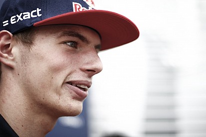 Verstappen és Sainz kapcsolata semmit sem változott Szingapúr óta!