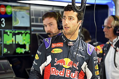Merhi: Én a Ferrari helyében leszerződtetném Ricciardót Räikkönen helyére!