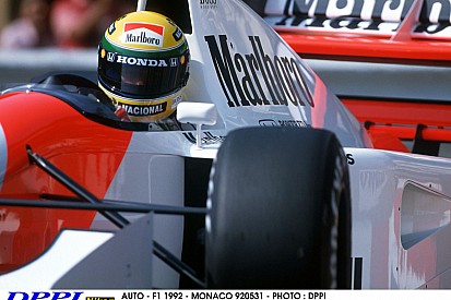 Ezzel a videóval hangolj a Brazil Nagydíjra: Senna S-kanyarkombináció 1990 és 2014 között