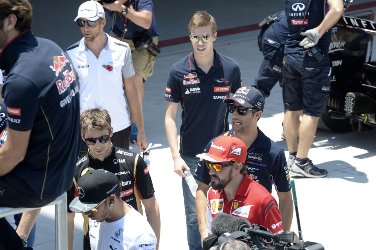 A McLaren vacillál, hogy ki legyen Alonso csapattársa: a héten összeülnek Wokingban