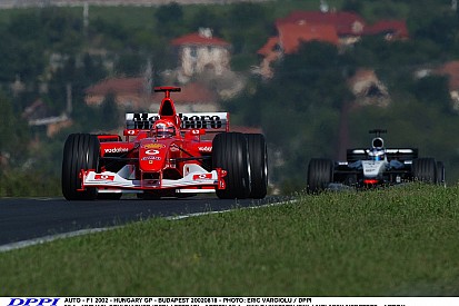 Michael Schumacher repeszt a Ferrarival a Hungaroringen: Palik közvetít közben