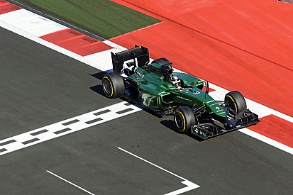 Hivatalos: Megvan Kamui Kobayashi csapatársa a Caterham-nál Abu Dhabira