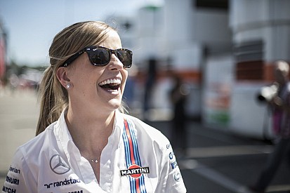 Világszenzáció lenne: két női versenyzővel az F1-es rajtrácson a Haas! Danica és Susie!