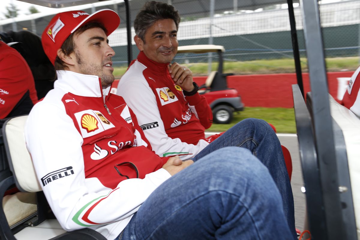 Raikkönen megérkezett a Ferrarihoz, Alonso pedig vezeti azt - vagy mindenki?