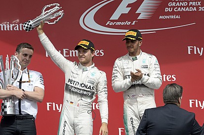 Mercedes: Nem a mi dolgunk, hogy a Forma-1-et izgalmassá tegyük