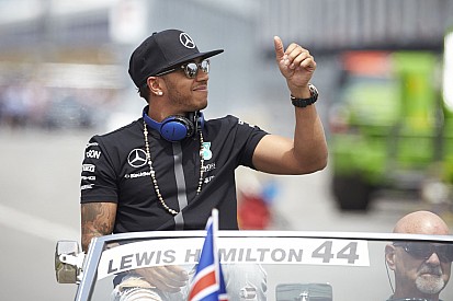 A Forbes szerint Hamilton a legjobban fizetett F1-es sztár