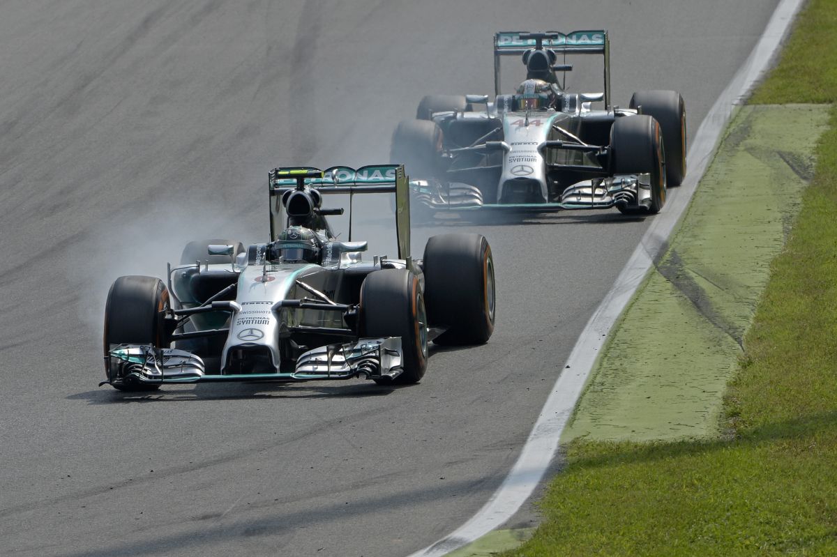 Hamilton nem tudja, élvezetes volt-e az Olasz GP: puhább gumik, több versenyzés kellene