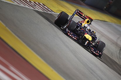 Vettel rajtelsőségét érő köre Szingapúrból