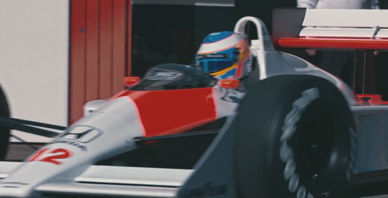 Szenzációs videóval állt elő a McLaren: Alonso és az MP4/4!