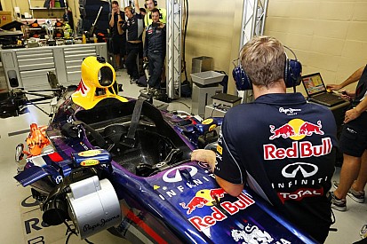 Elektromos "hibriddel" gyakorolja a Red Bull a kerékcseréket: "Ez az új Formula E"