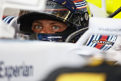 Bottas: Nincs okom elhagyni a Williamst!