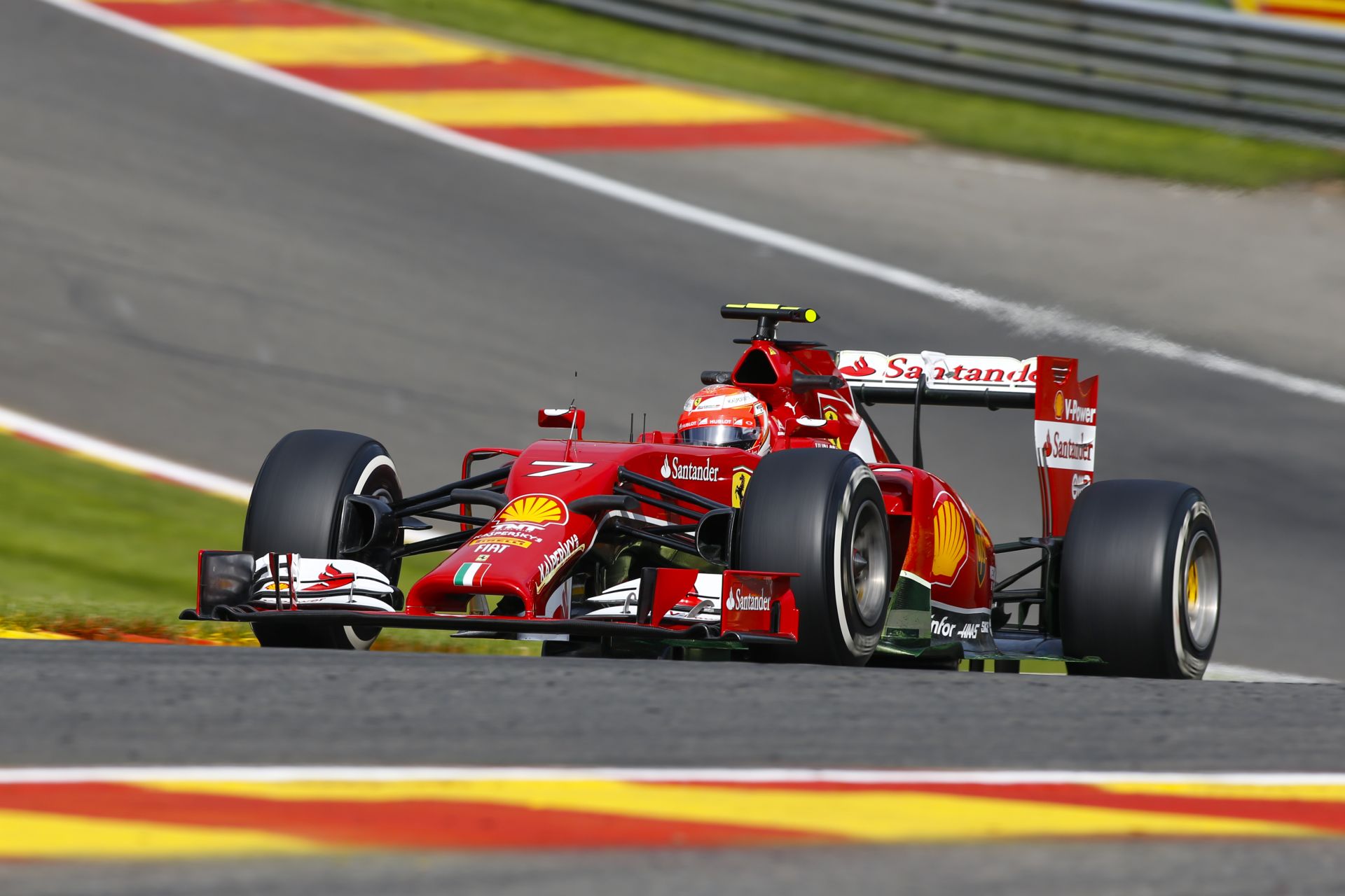 Raikkönen alatt megint csak döcögött a Ferrari, addig Alonso „szárnyalt”
