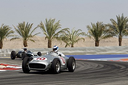 A múlt és a jelen eszmecseréje: Stirling Moss & Lewis Hamilton