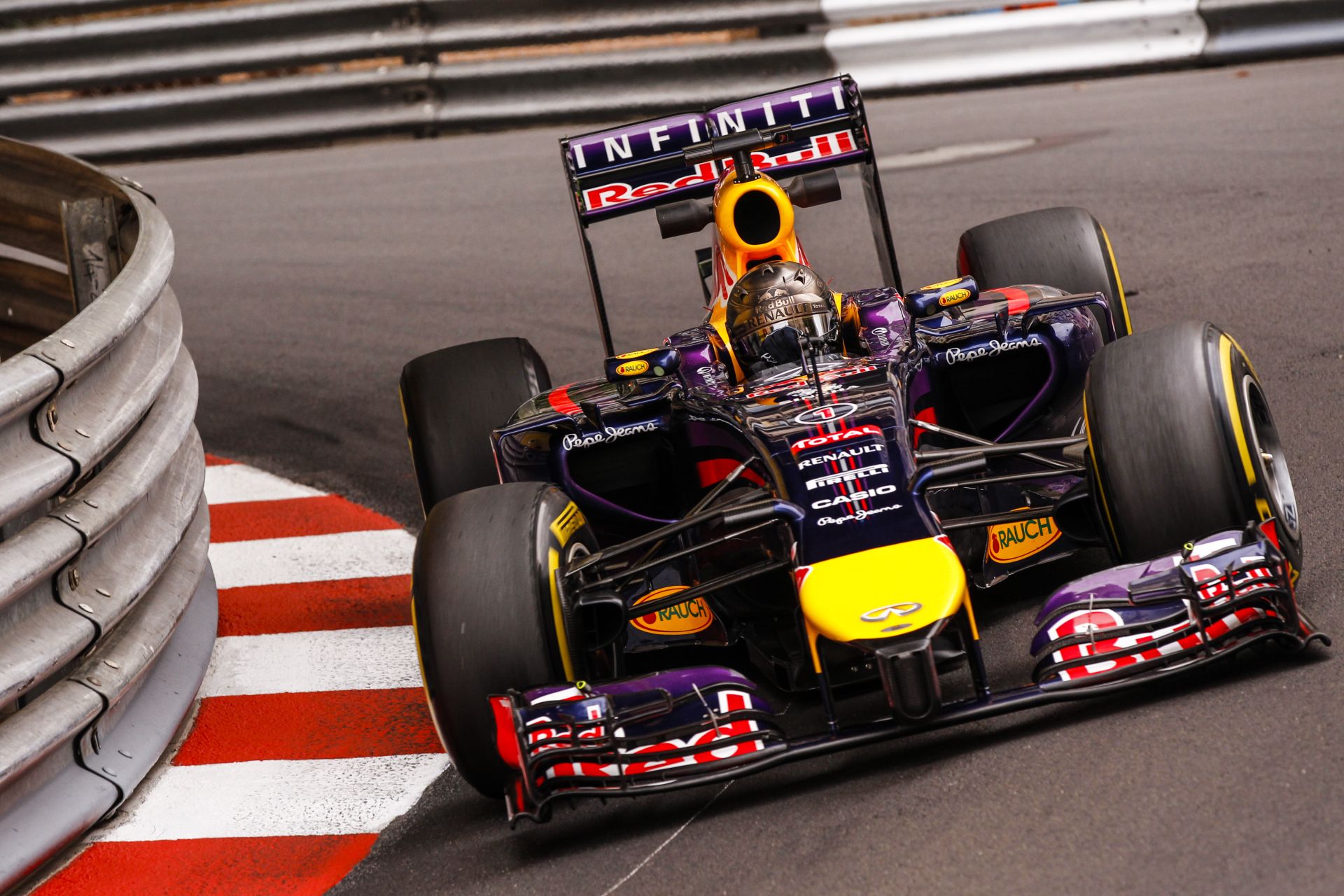 Vettel: Unalmas a Monacói Nagydíj? Ha vezetsz, nem az…