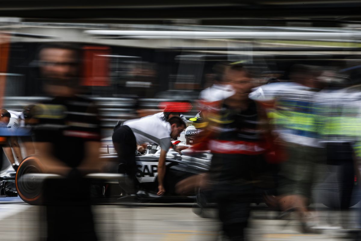 Hiába lehetne tesztelni a pályán, a McLaren és a Honda még nem áll készen rá