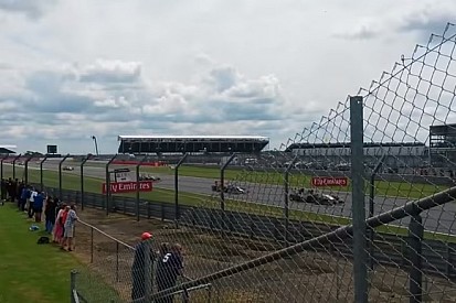Újabb, eddig nem látott felvételek Raikkönen becsapódásáról