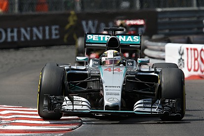 A Honda és a Renault vért izzad, és a Ferrari is komolyan fejleszt, addig a Mercedes kivár