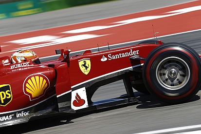 Villeneuve szerint Raikkönent hiába imádják annyian, a finn nagyon gyengén teljesít
