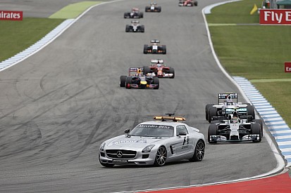 A pályabírók belátták a Motodromot Hockenheimben: látványos képek kellenek a tévé miatt