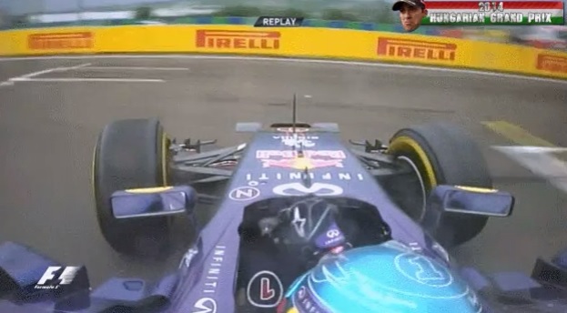 Újabb felvételek Vettel hihetetlen mentéséről a Hungaroringen