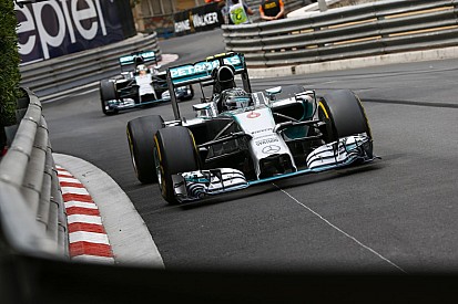 Hamilton vissza akar vágni Kanadában: ennél jobb nem is történhetne!