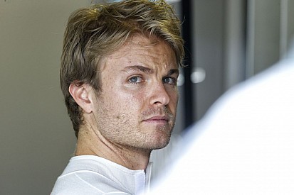 Rosberg nem bánná, ha megszűnne a közösködés a Mercedesnél: féltett beállítások