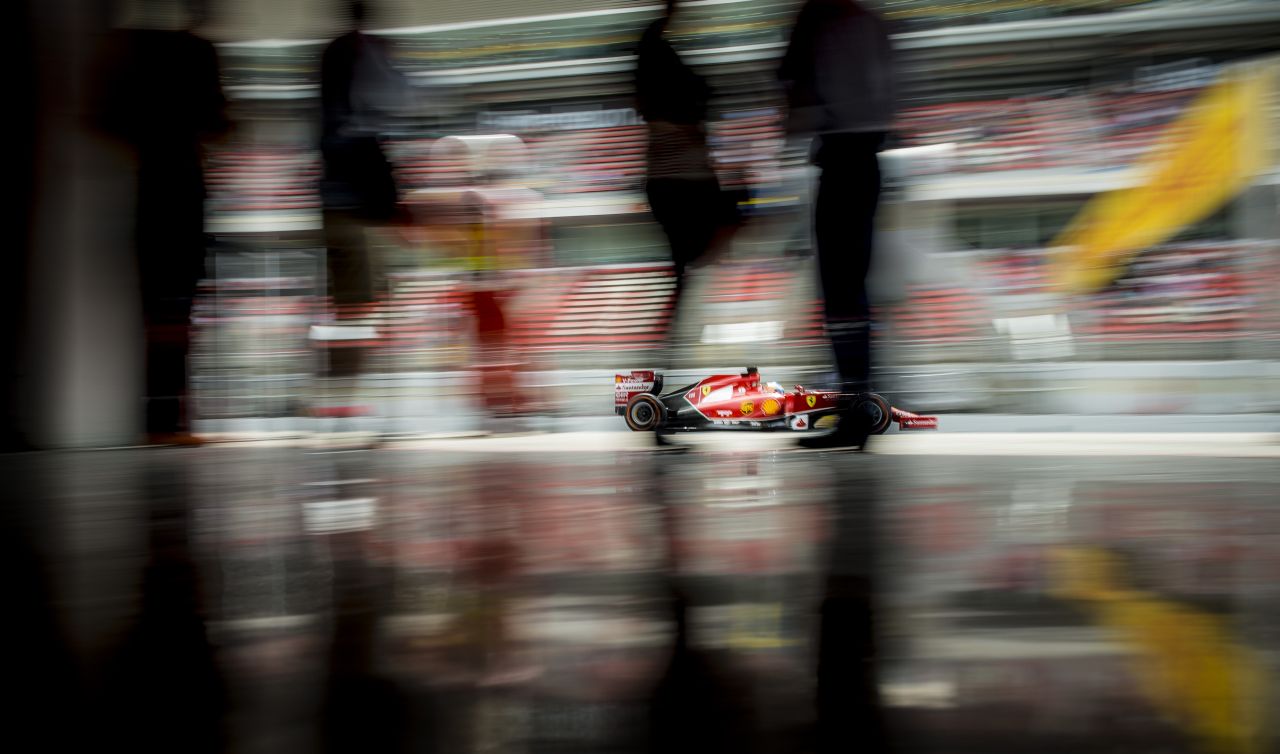 Alonso nem akar a Mercedeshez igazolni: a Ferrari legyen versenyképes!