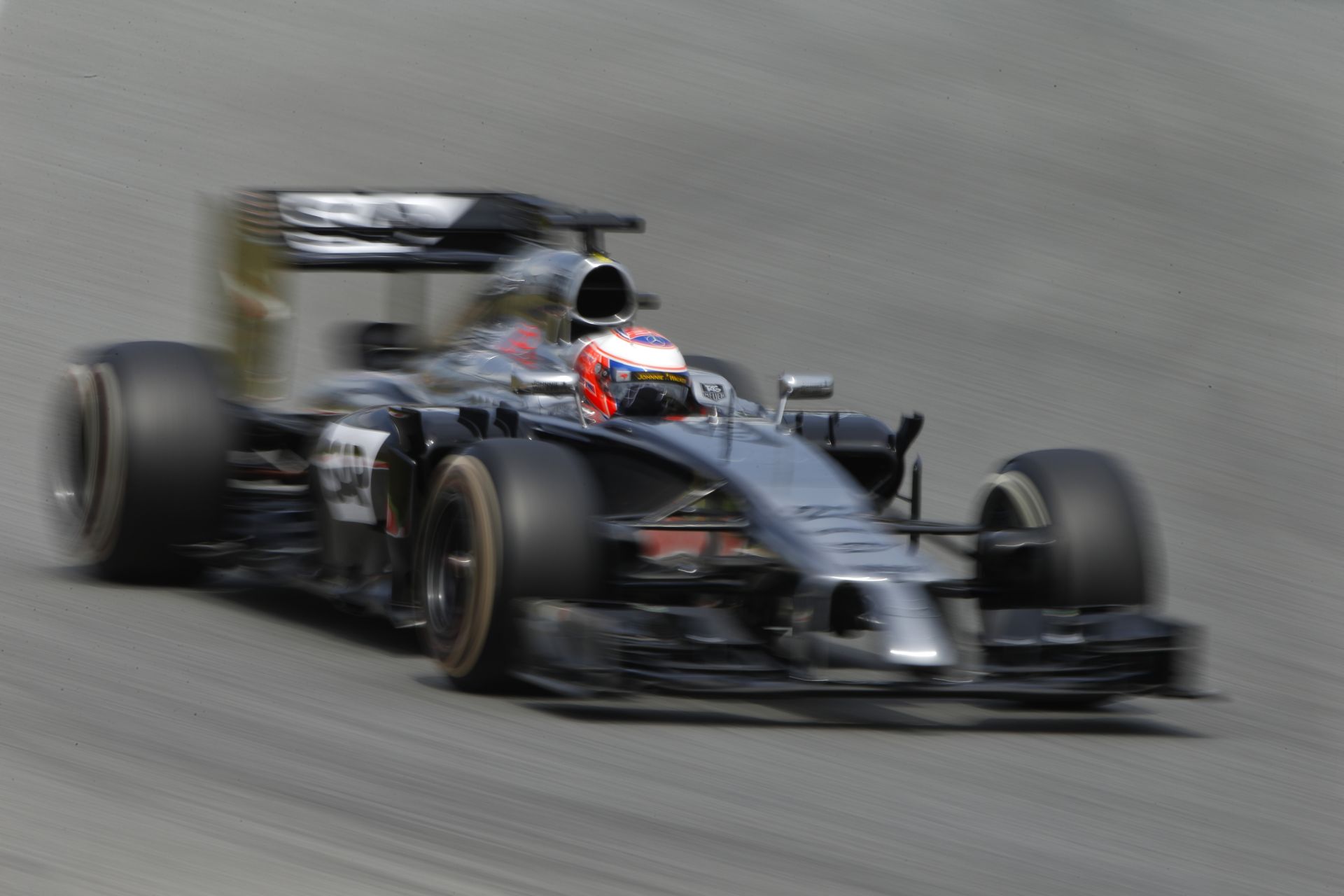 Pont nélkül a McLaren Spanyolországban: Egyre nagyobb a baj Wokingban