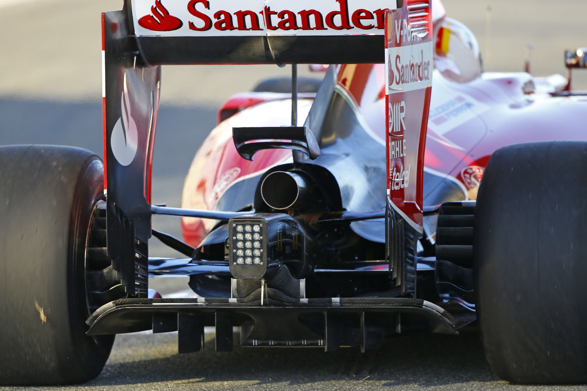 A Ferrari nem mondott le a biturbós V8-as motor bevezetéséről a Forma-1-ben