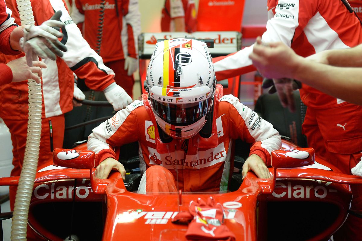Vettel készen áll rá, hogy szabályt szegjen, amennyiben kisebb pénzbüntetés a tét