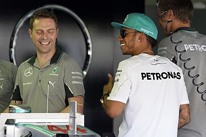 A Red Bull olyan gyors, mint a Mercedes: Hamilton nem számított 20 másodperces előnyre