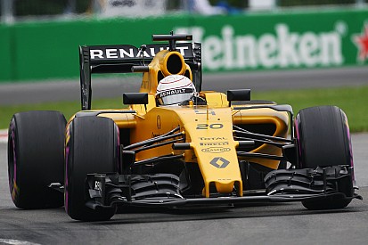 Magnussen begrijpt niets van crash in derde training: “Heel vreemd”