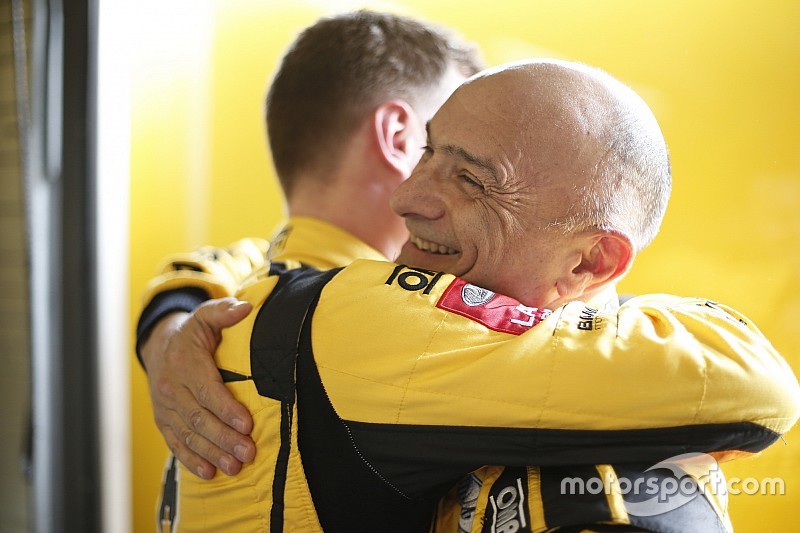 WTCC Moskou: Tarquini en Catsburg scoren 1-2 voor Lada