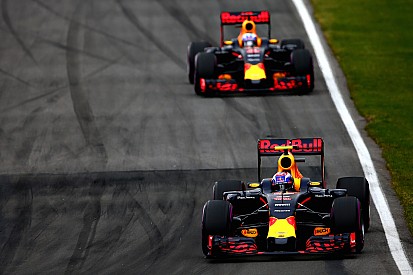 Низкая температура трассы помешала Red Bull бороться за победу в Канаде