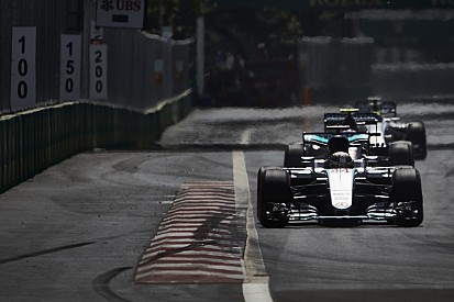 Lewis Hamilton baalt van radioverbod: "Geen flauw idee wat het probleem was"