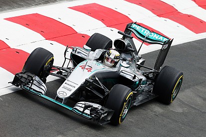 Hamilton necesita "hacer un mejor trabajo" en clasificación
