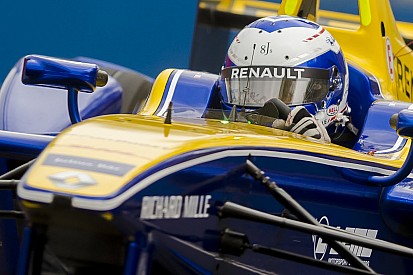 Formule E Londen: regen en crashes hinderen kwalificatie
