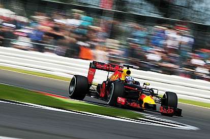 Para Red Bull, não falta nada para superar a Ferrari