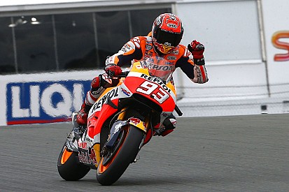 Pole para Márquez, calvario para Lorenzo