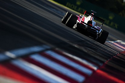 Pole para De Vries en el último instante