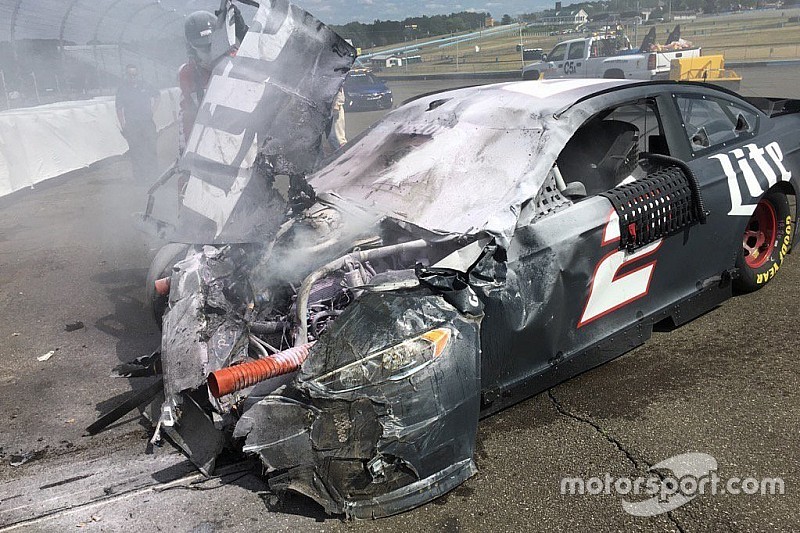 Aparatoso accidente de Keselowski en Watkins Glen