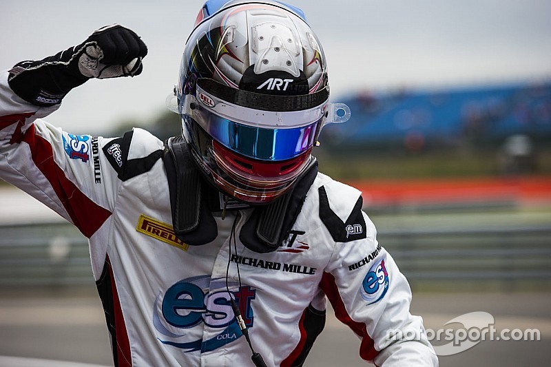 16 coches inscritos en el Master de F3 en Zandvoort