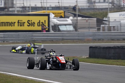Masters of F3: Eriksson wint kwalificatierace