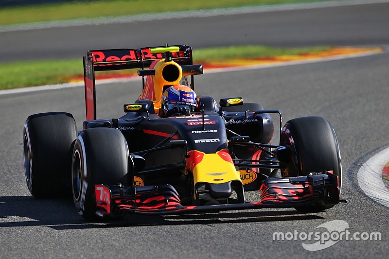 Verstappen bovenaan na eerste dag op Spa-Francorchamps