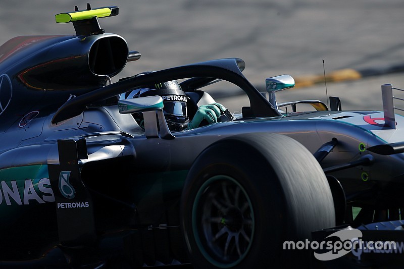 Sicht in Eau Rouge mit Halo laut Nico Rosberg