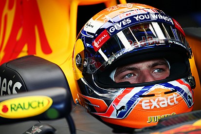 Verstappen: "Siamo vicini alle Mercedes, ma torneranno forti domani"