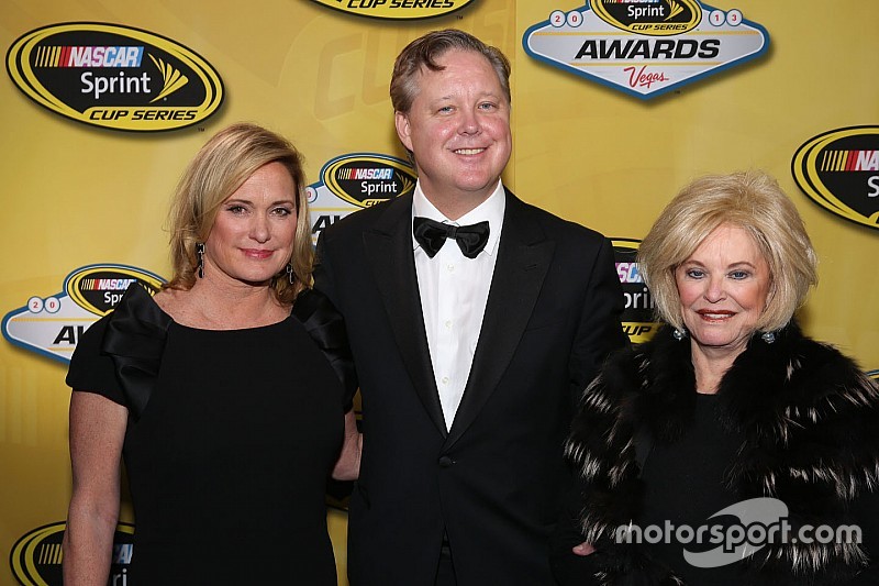 Fallece Betty Jane France, fundadora de NASCAR