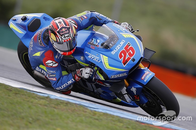 Silverstone, Libere 1: Vinales davanti a tutti con la gomma nuova